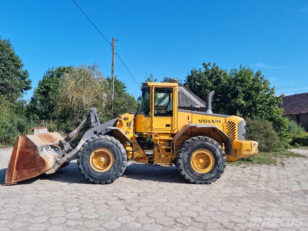 Volvo L 120 E Kolesni nakladalci