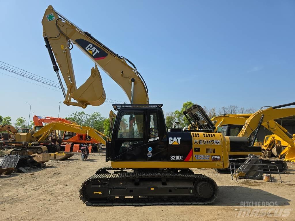 CAT 320D2 Bagri goseničarji