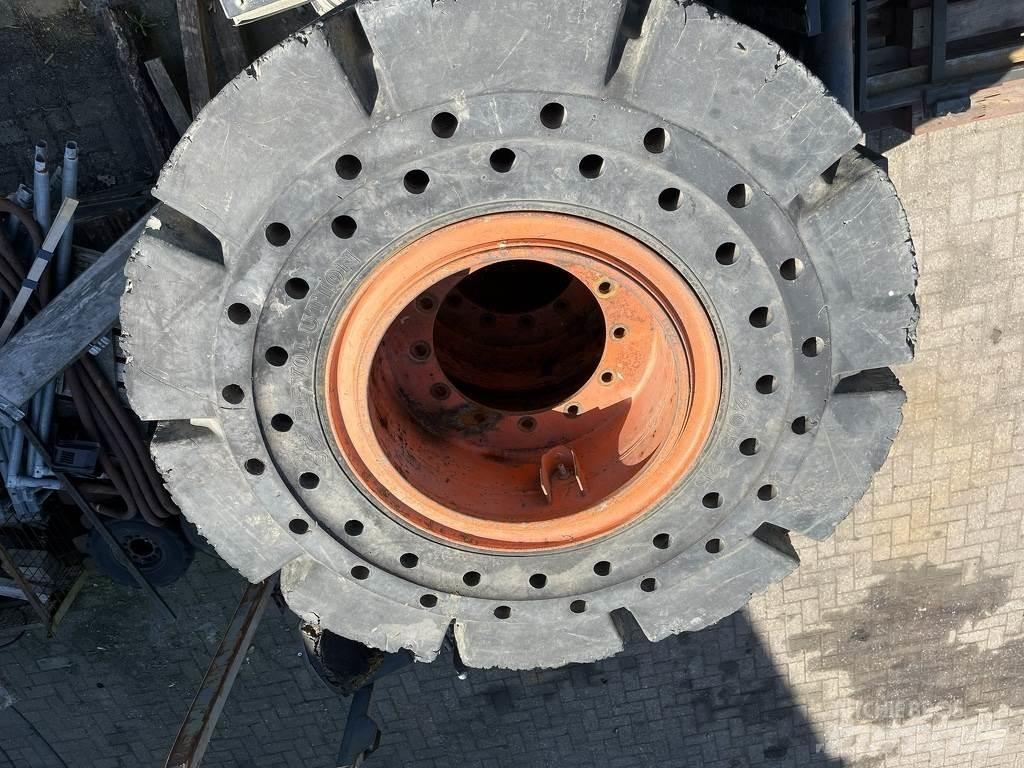 Doosan dl250 Kolesni nakladalci