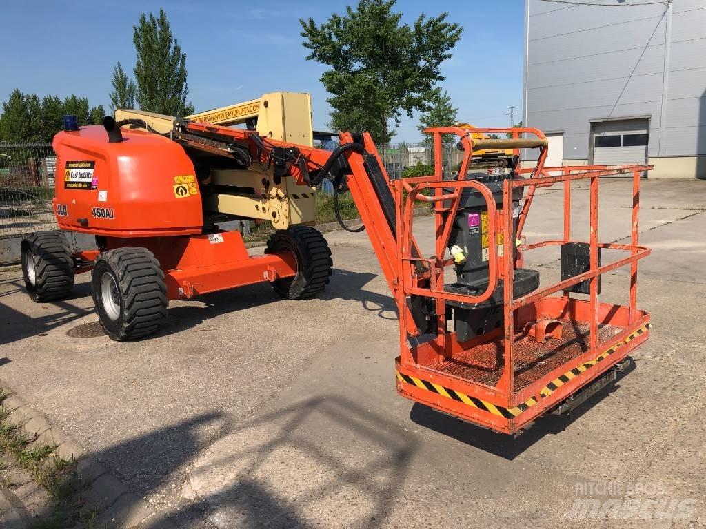 JLG 450 AJ Zglobne dvižne ploščadi
