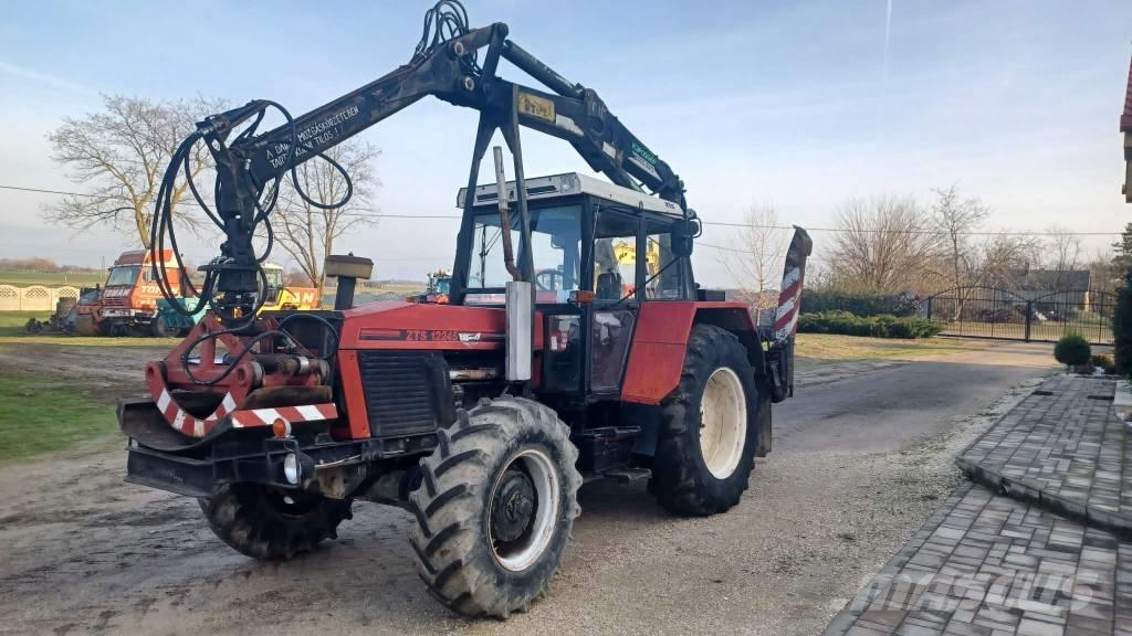 Zetor 12245 Gozdarski traktorji