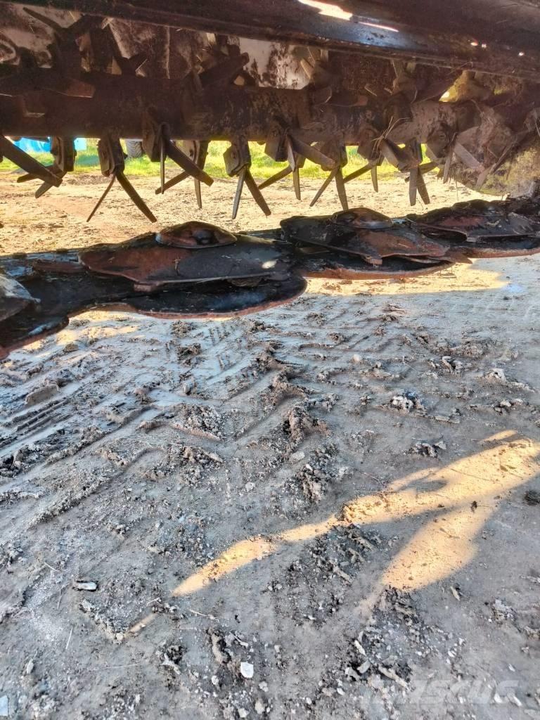 CLAAS DISCO 8200 T Diskaste kosilnice