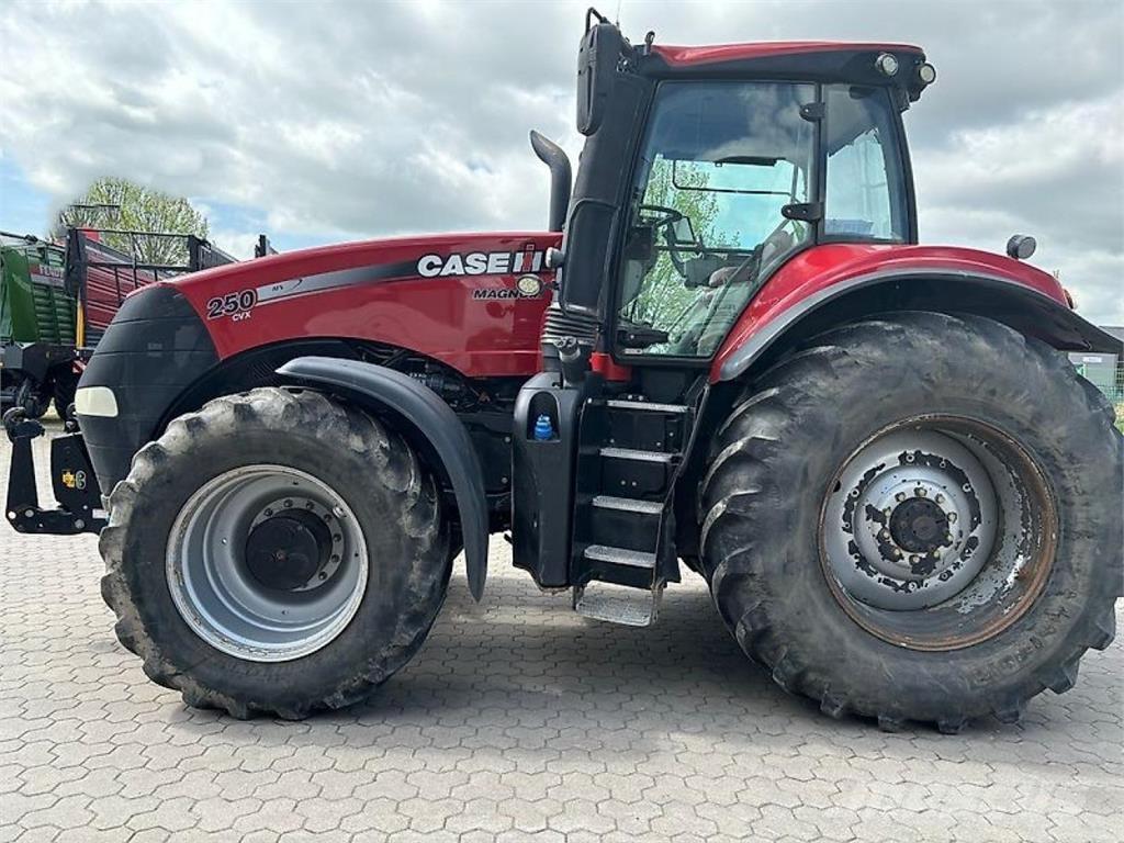 Case IH IH CVX 310 Traktorji