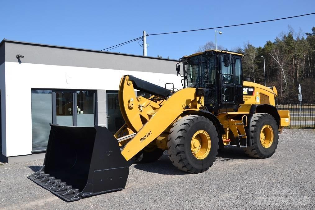 CAT 938 M Kolesni nakladalci