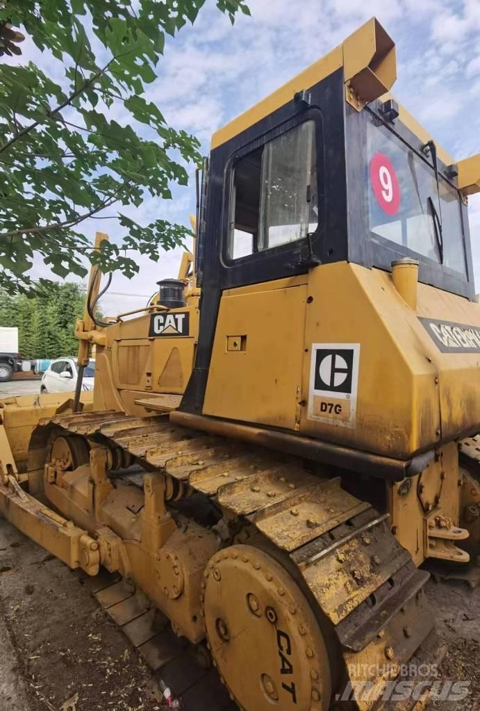 CAT D 7 G Buldožerji goseničarji