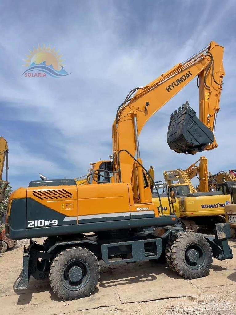 Hyundai R210W-9 Bagri na kolesih