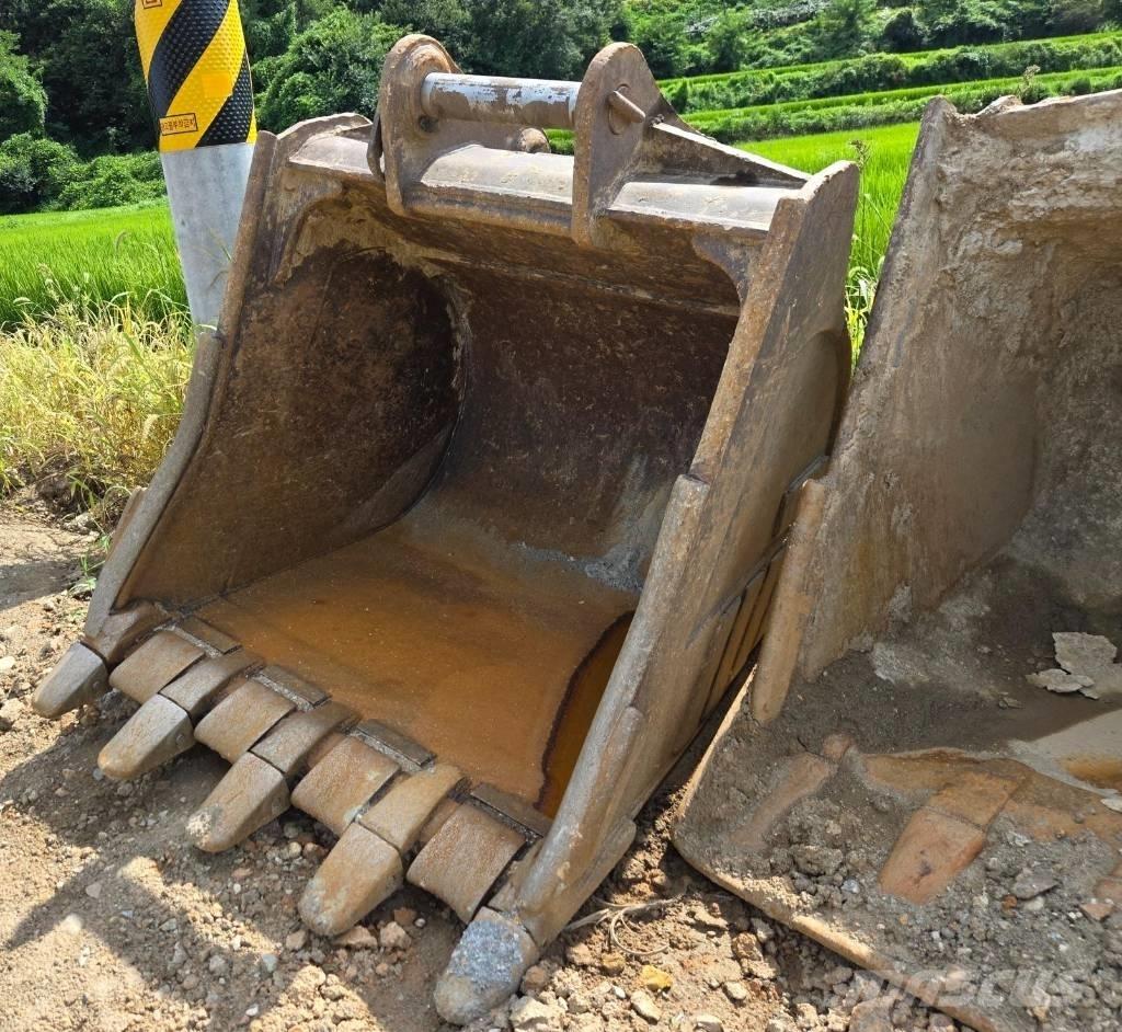 CAT 330 Bagri goseničarji