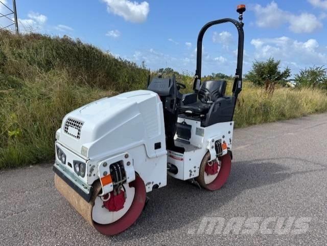 Bomag BW90 AD-5, Vält Dvojni valjarji