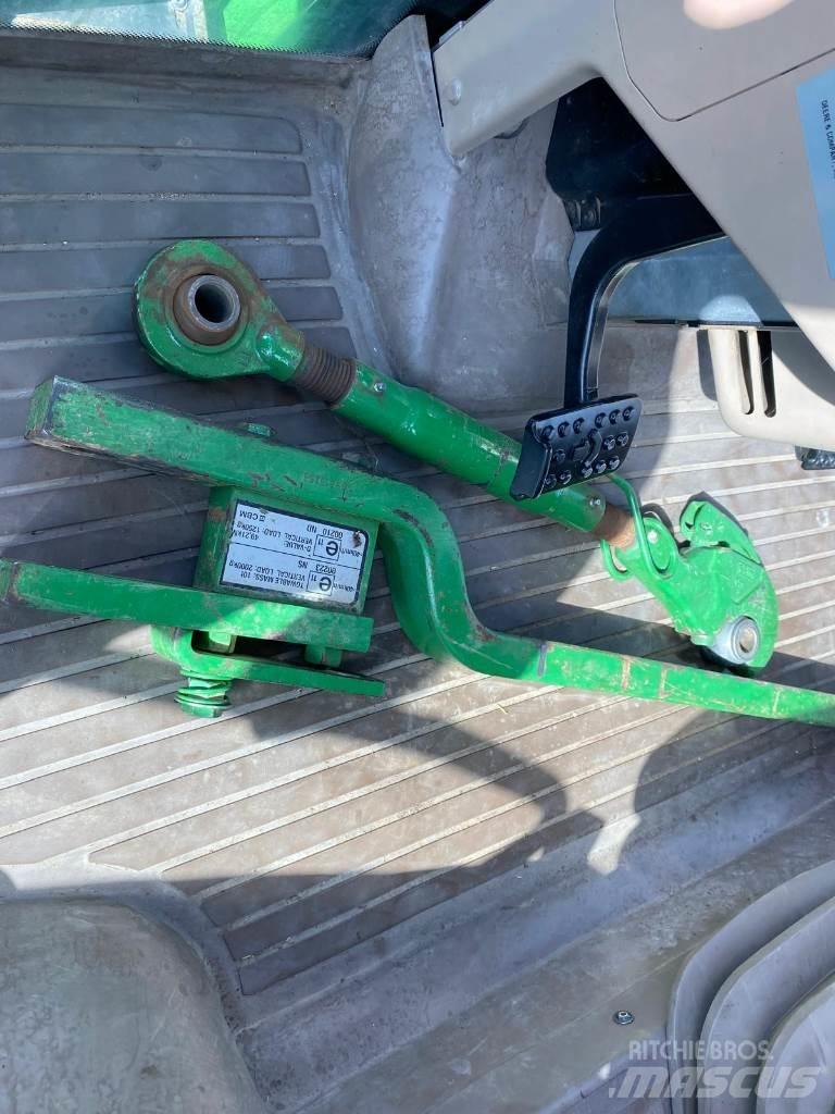 John Deere 6130 R Traktorji