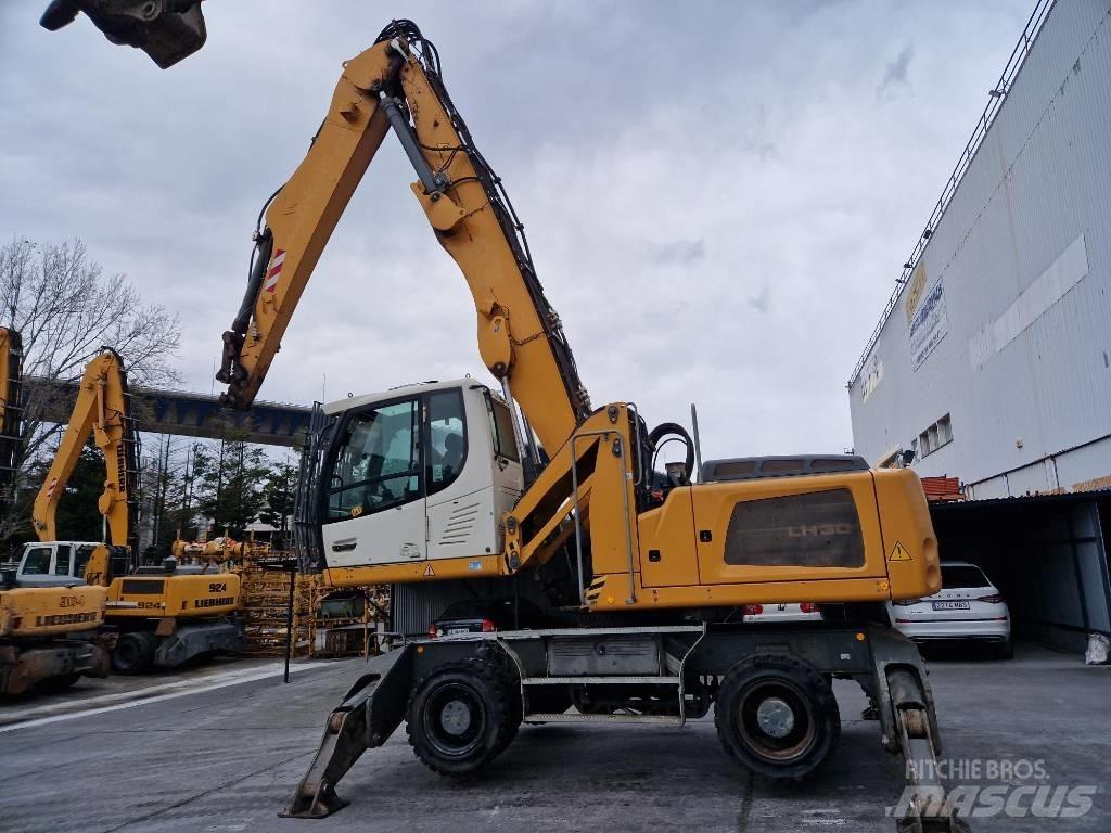 Liebherr LH 30 M Bagri za prekladanje primarnih/sekundarnih surovin