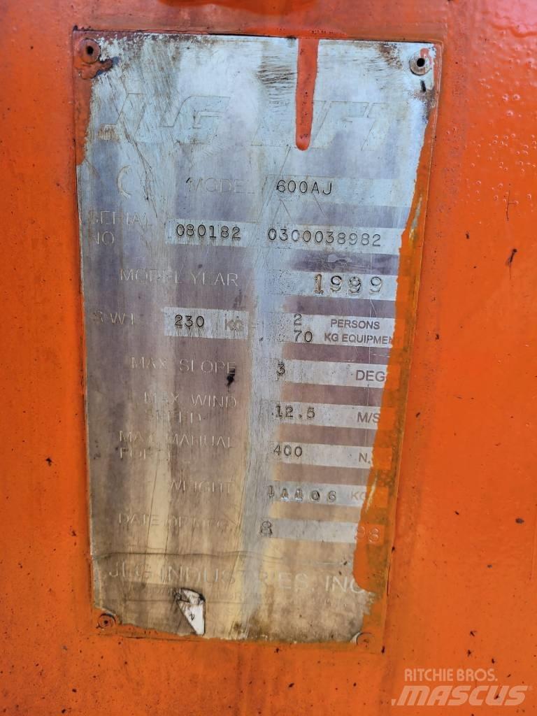 JLG 600 AJ Teleskopske dvižne ploščadi