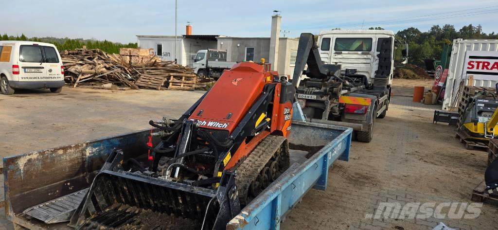Ditch Witch SK 800 Mini nakladalci