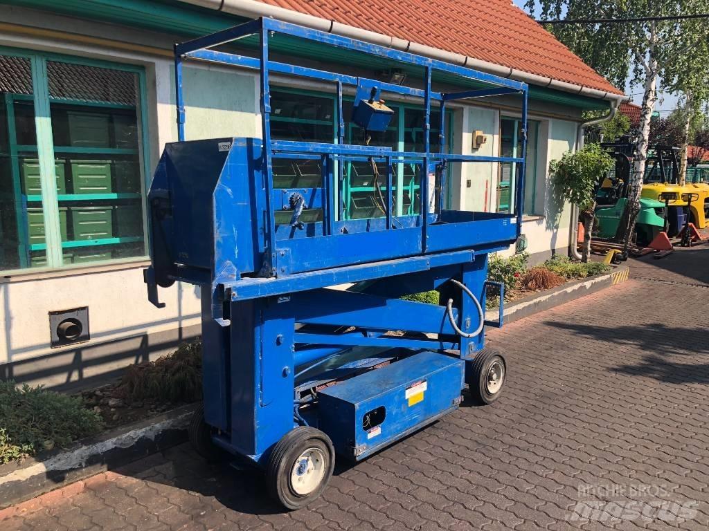 UpRight SL20   V-3296 Vertikalna dvigala