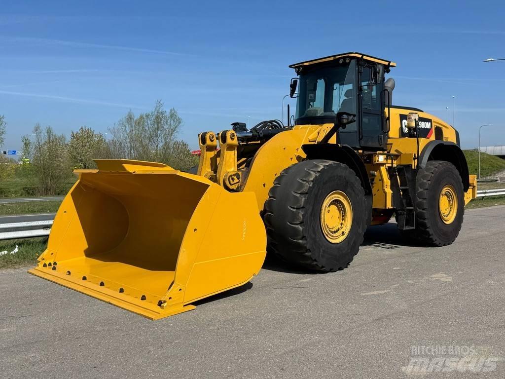 CAT 980M Kolesni nakladalci