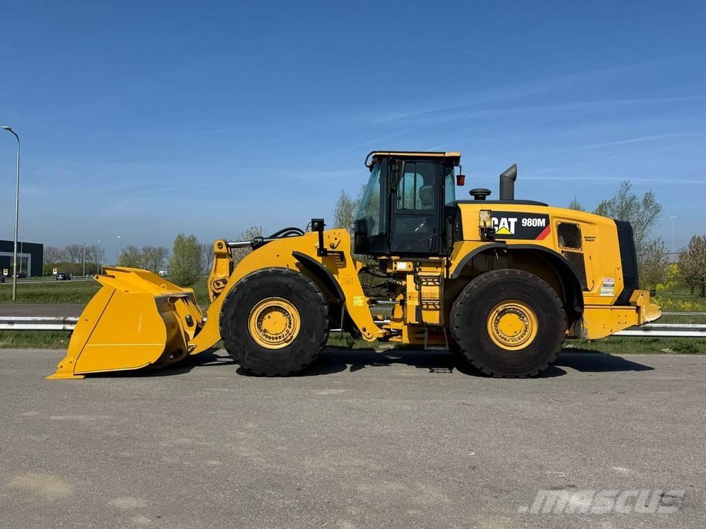 CAT 980M Kolesni nakladalci