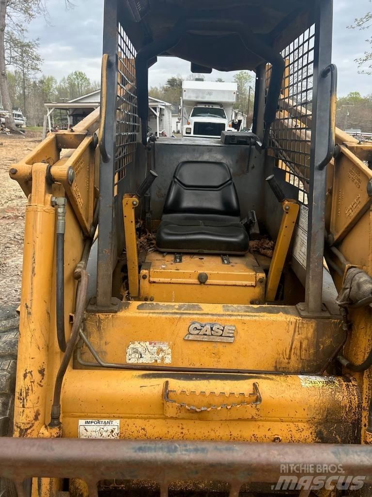 CASE 1845 C Skid steer mini nakladalci