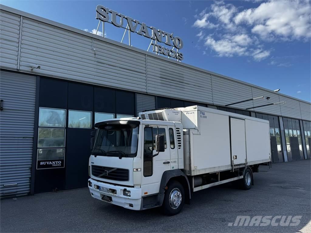 Volvo FL220 Tovornjaki zabojniki
