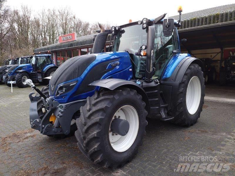 Valtra T234 D Traktorji
