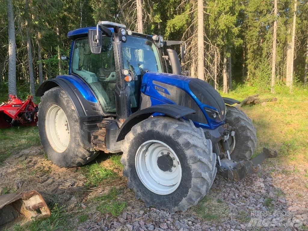 Valtra N 174 Traktorji