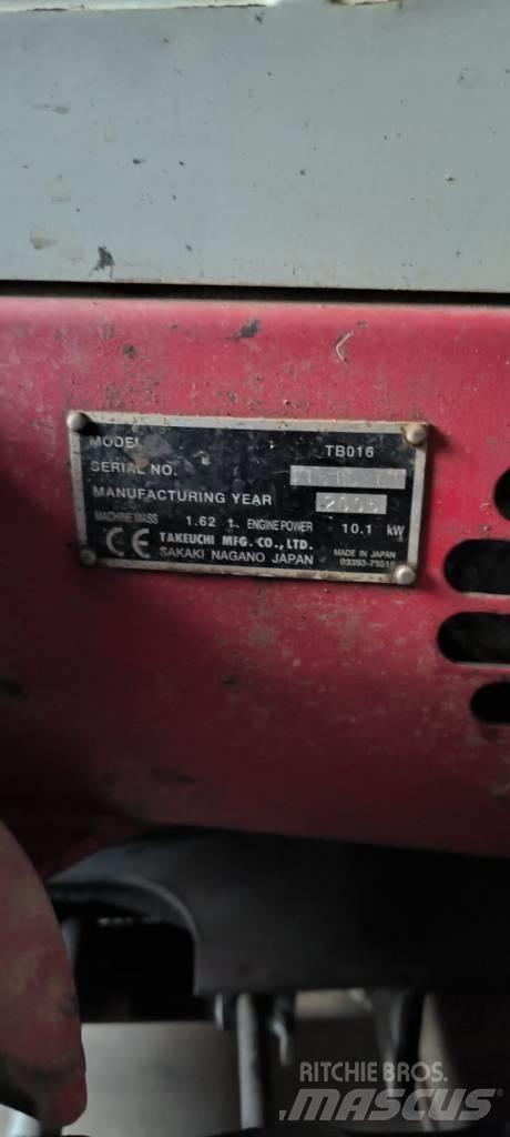 Takeuchi TB016 Mini bagri <7t