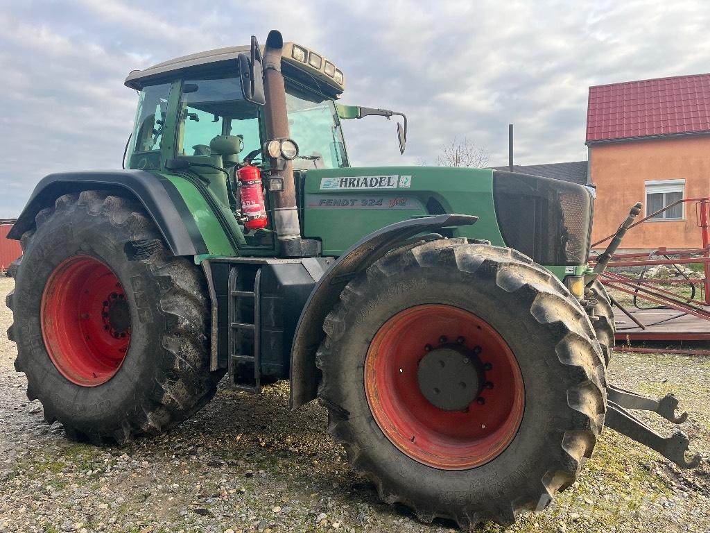 Fendt 924 Favorit Traktorji
