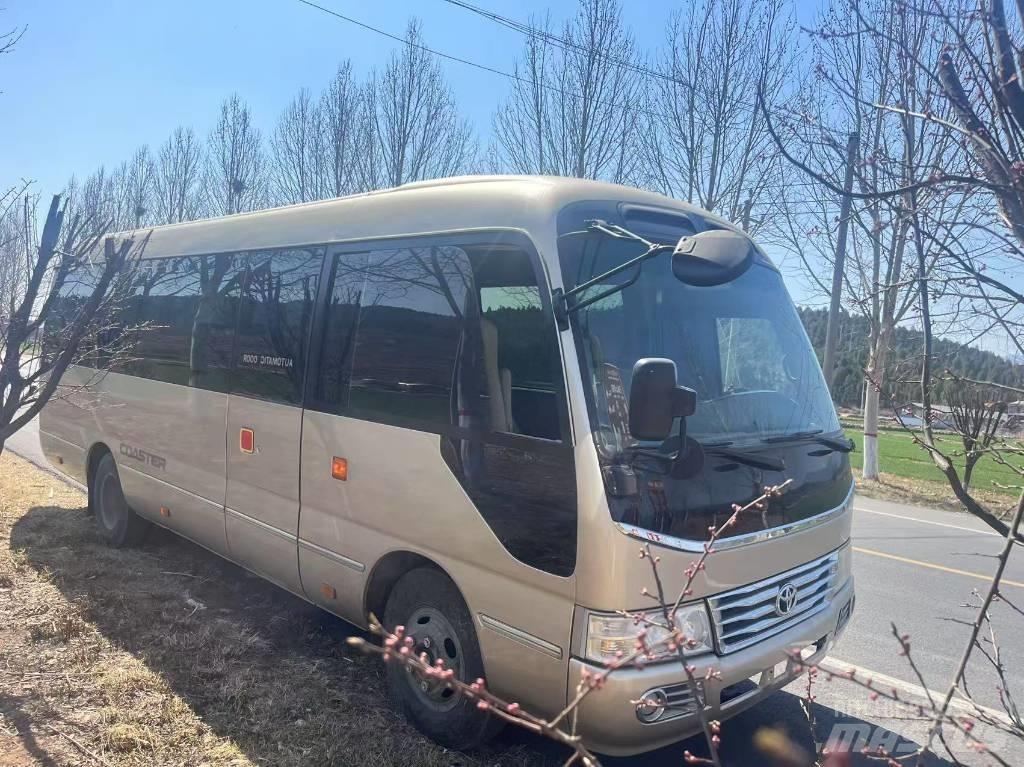 Toyota Coaster Medkrajevni avtobusi