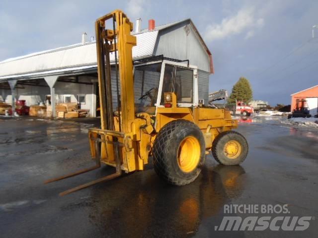 JCB 930-4 Terenski viličar