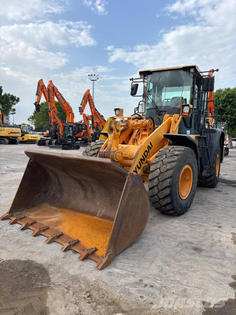 Hyundai HL 757-9 A Kolesni nakladalci