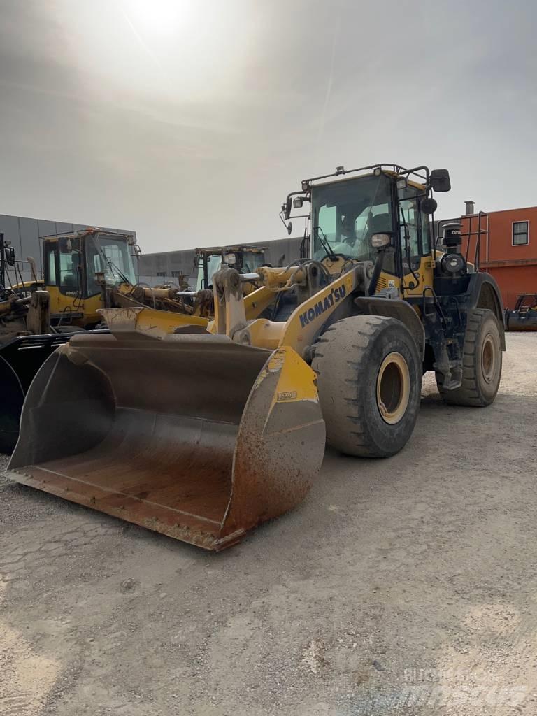 Komatsu WA 380-8 Kolesni nakladalci