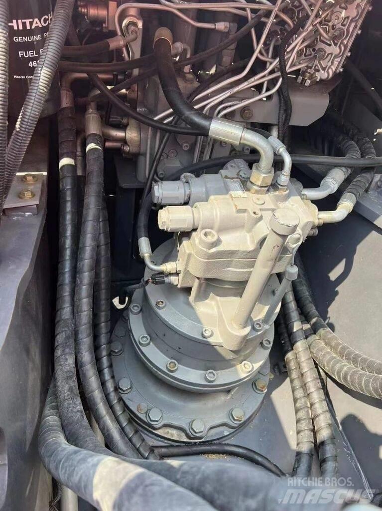 Hitachi ZX 200 Bagri goseničarji