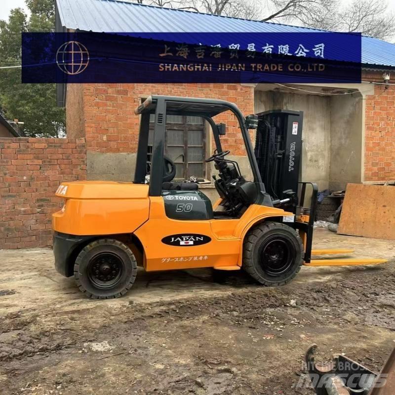 Toyota 5 ton Dizelski viličarji