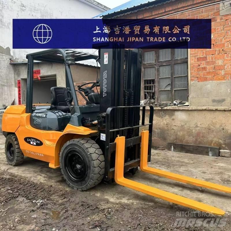 Toyota 5 ton Dizelski viličarji