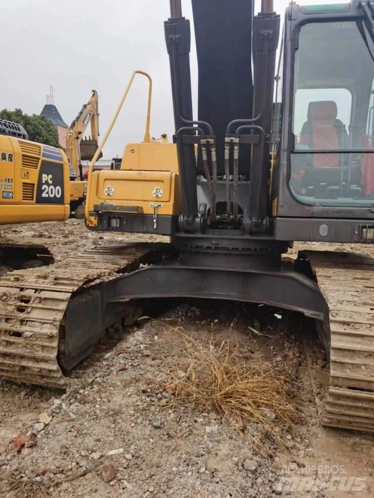 Volvo EC 210 DL Bagri goseničarji