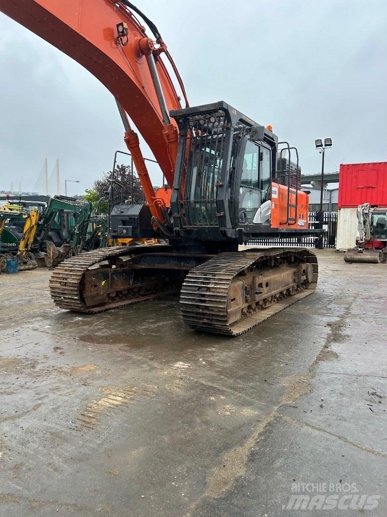 Hitachi 490 Bagri goseničarji