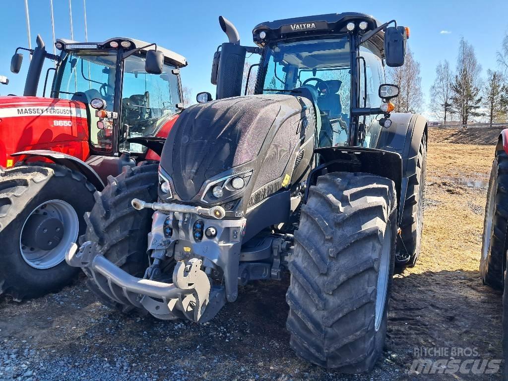 Valtra S 374 Traktorji