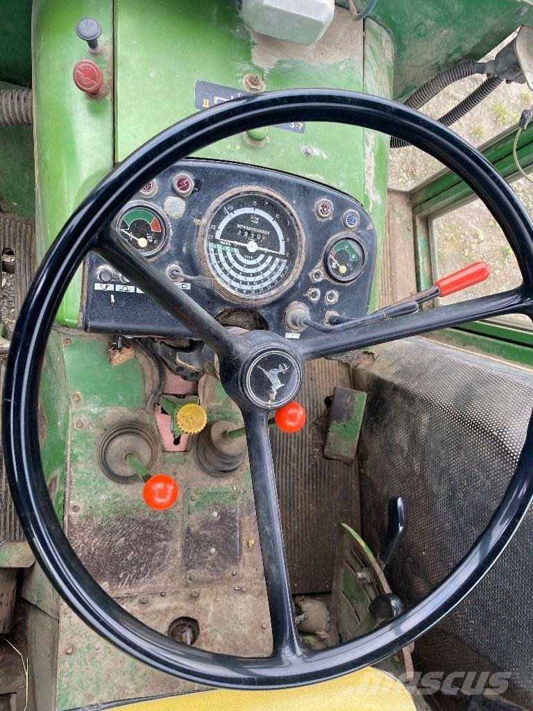 John Deere 1630 Traktorji