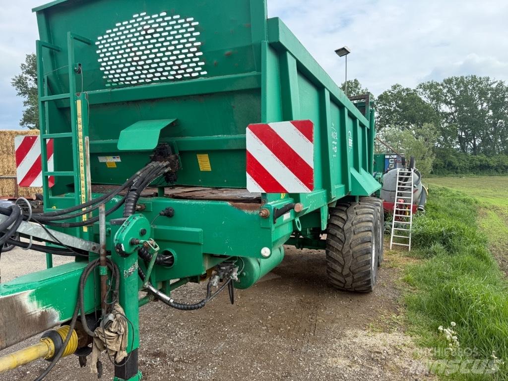 Tebbe DS 180 Trosilniki gnoja
