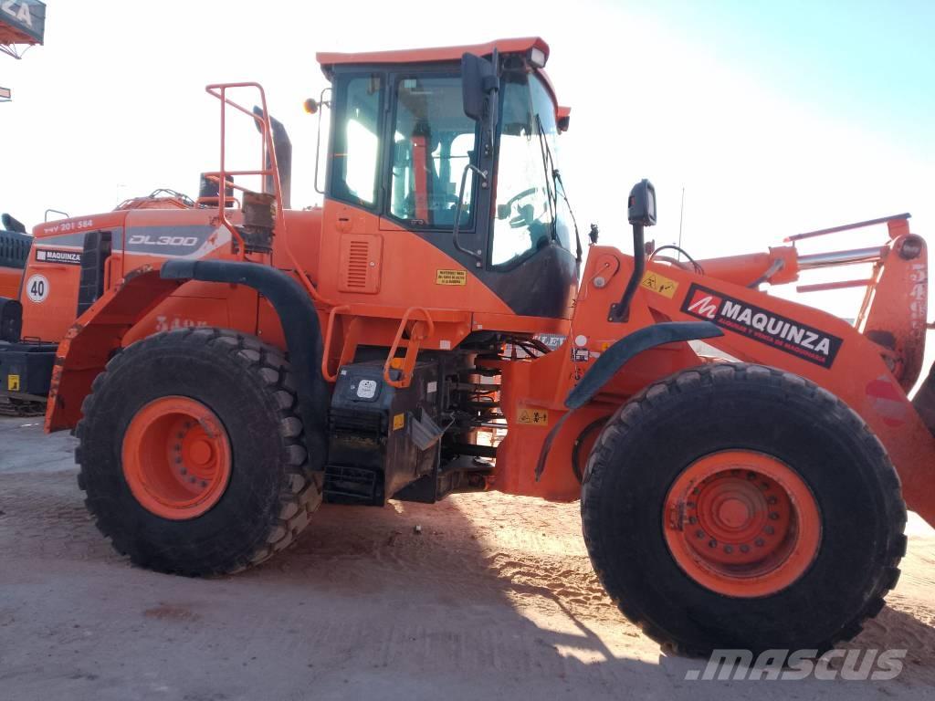 Doosan DL 300-5 Kolesni nakladalci