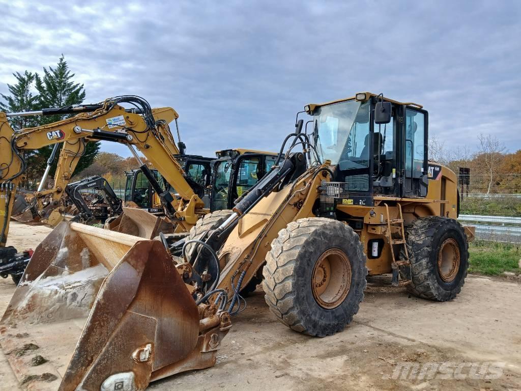 CAT 930 H Kolesni nakladalci