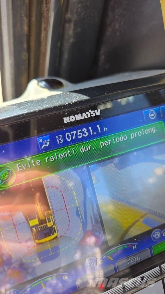 Komatsu PC 210 LC-11 Bagri goseničarji