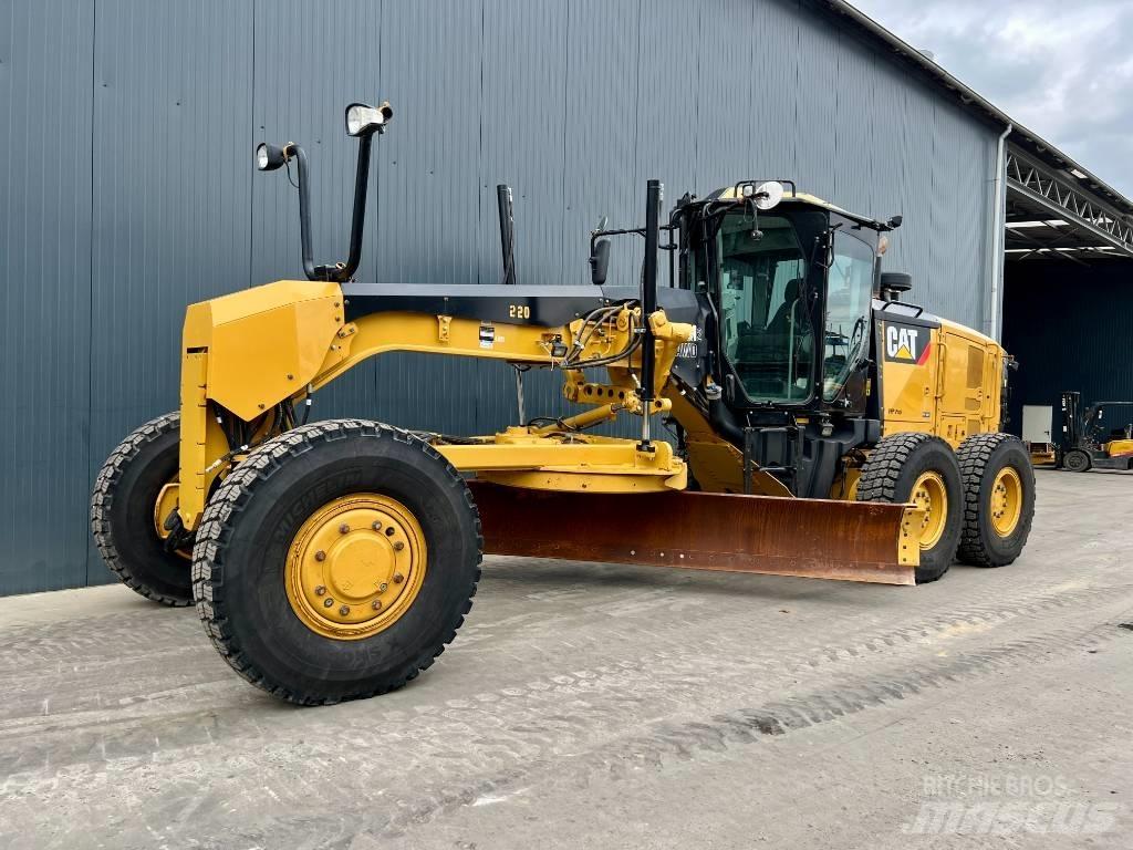 CAT 140M2 AWD Grederji