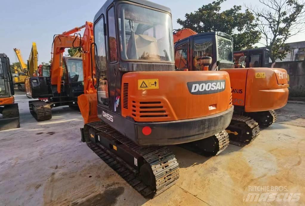 Doosan DH55 Bagri goseničarji