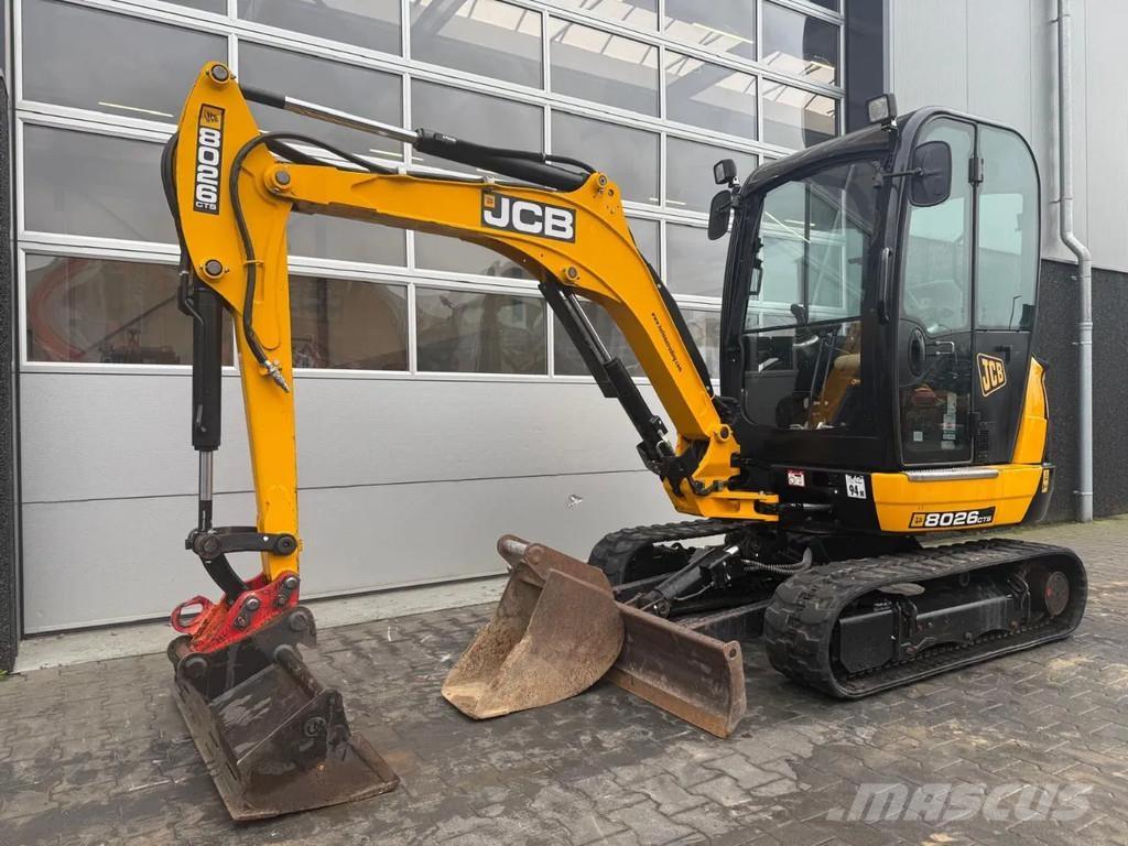 JCB 8026CTS Mini bagri <7t