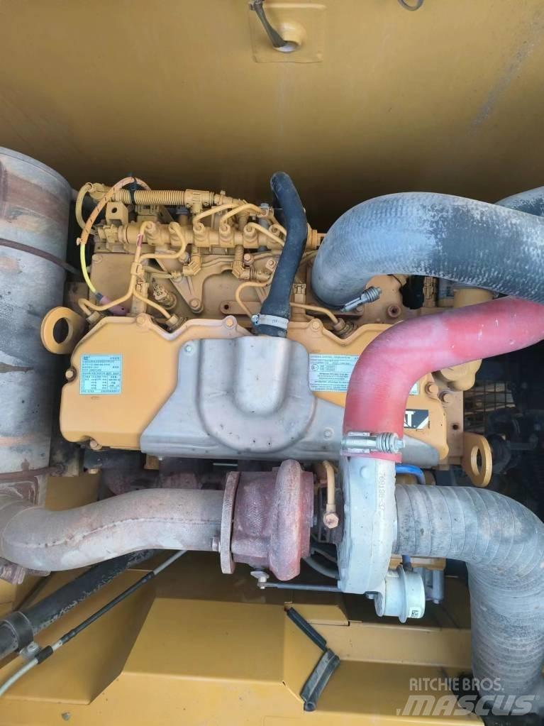 CAT 320GC Bagri goseničarji