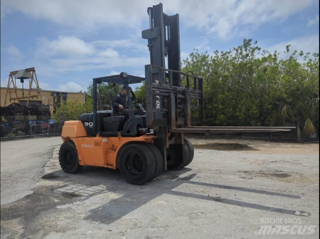 Doosan D 90 S-7 Viličarji - drugo
