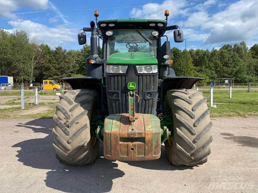 John Deere 7310R Traktorji