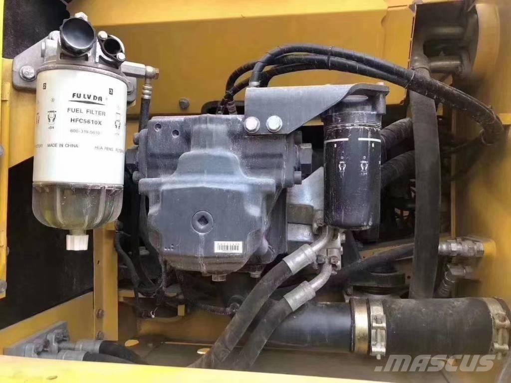 Komatsu PC 240 Bagri goseničarji