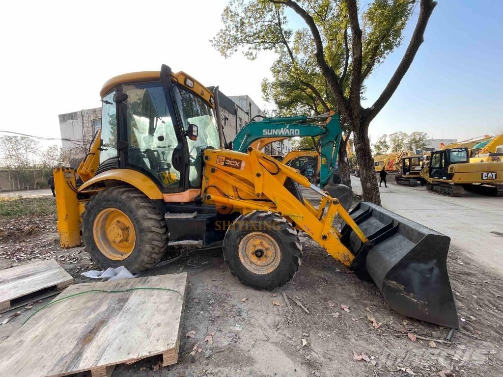 JCB 3 CX Rovokopači