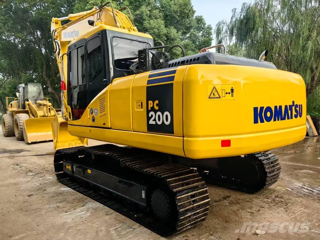 Komatsu PC 200-7 Bagri goseničarji