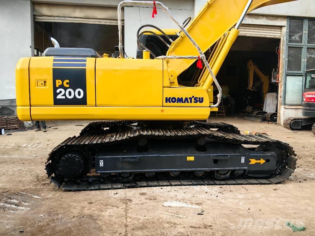Komatsu PC 200-7 Bagri goseničarji